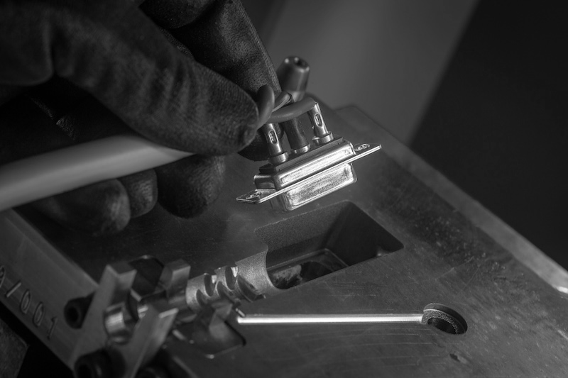 AEM-surmoulage-1